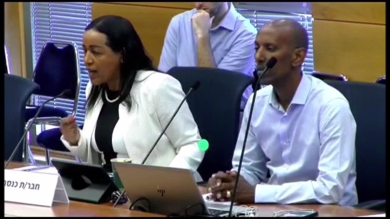 דיון בועדת הבריאות בכנסת 14.6.23 חברת כנסת מאשימה את משרד הבריאות באפליה ודר שרון אלרועי מתממת שהיה צריך הסכמה מדעת ולא כופים חיסונים