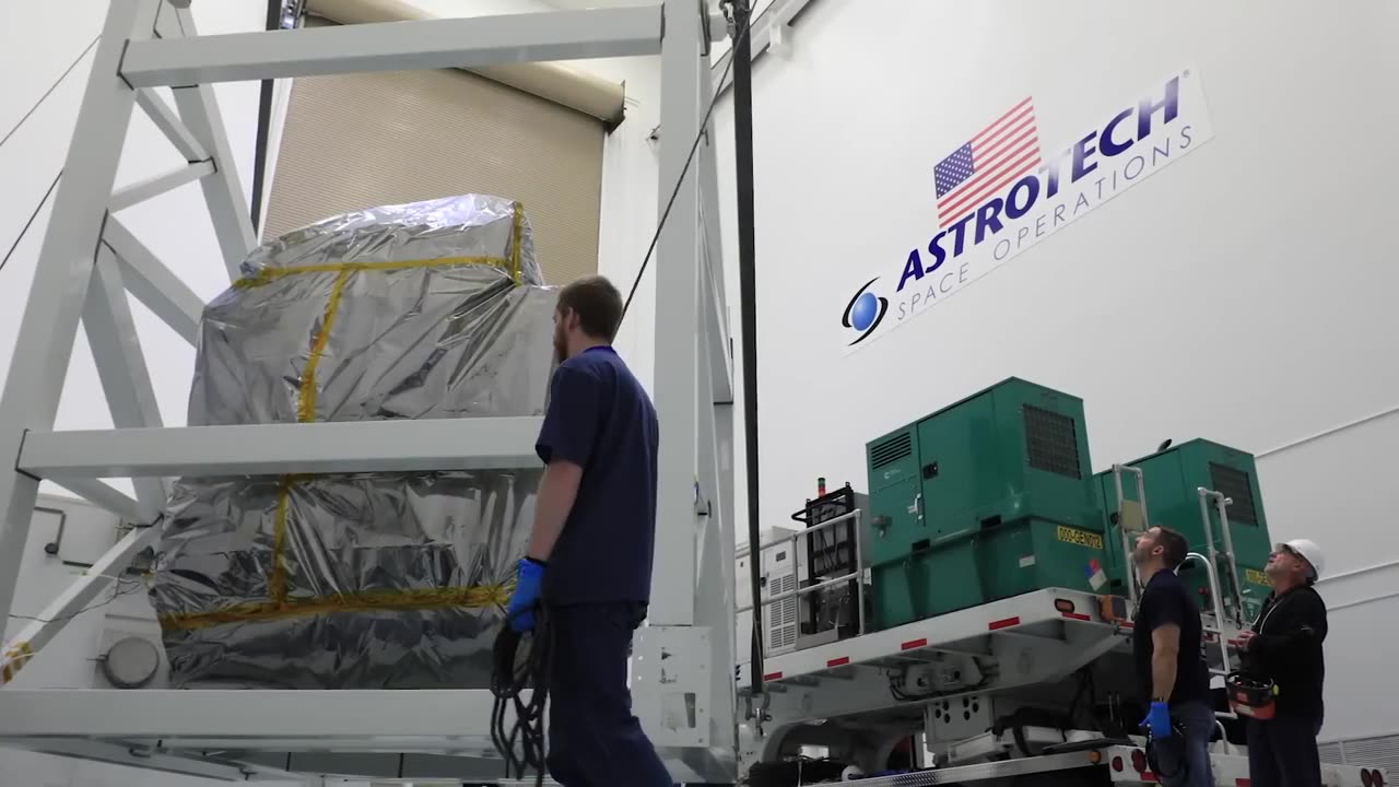 Artemis II astronauts check out some flight hardware on this week NASA