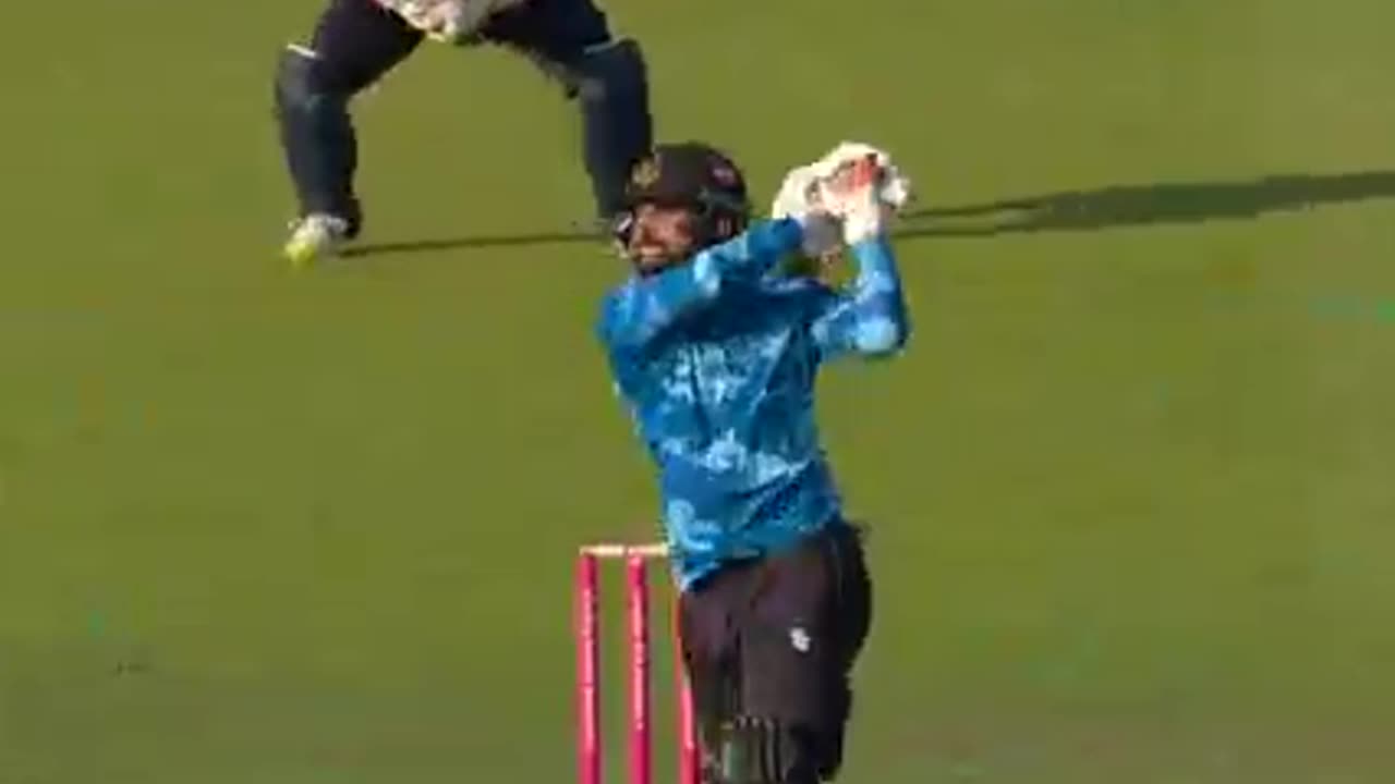 Shadab Khan Batting In Vitality Blast | Good Batting Performance From Shadab