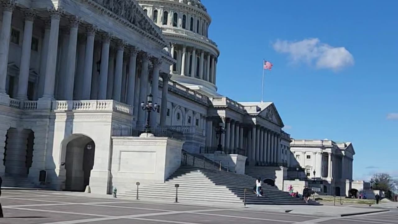 LIVE- Washinghton D.C. U.S. Capitol