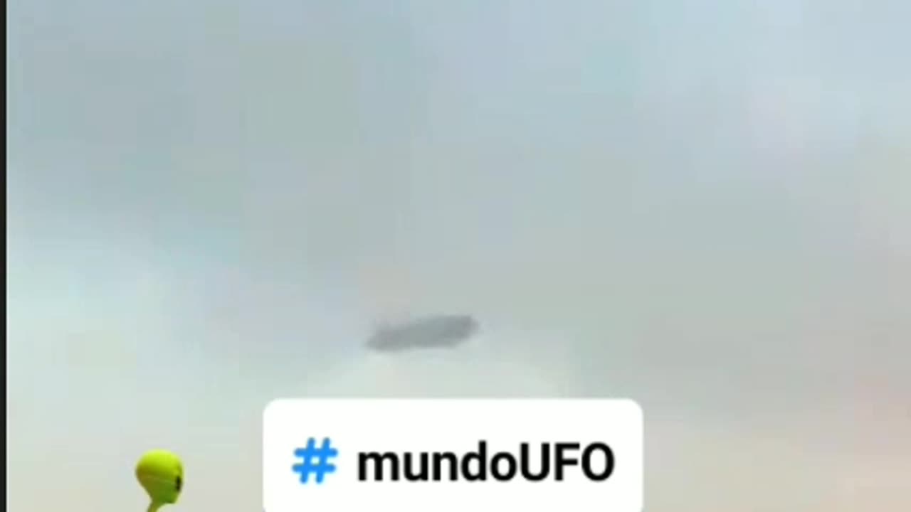 Ovni filmado em estrada 😱😱😱