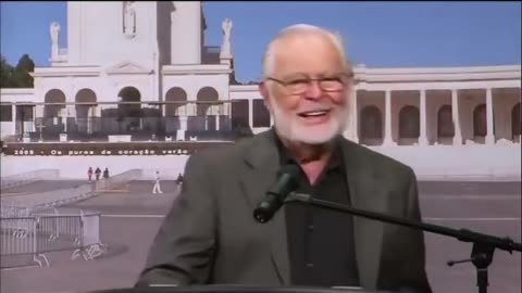 G. Edward Griffin - Socialism, Communism, & Fascism are All the Same