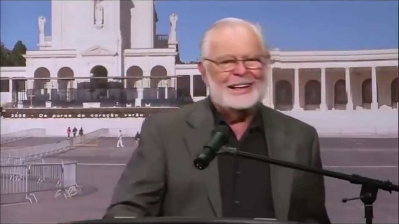 G. Edward Griffin - Socialism, Communism, & Fascism are All the Same
