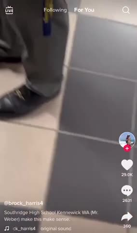 Teacher Throws Fit And Whines About Student Not Wearing Mask