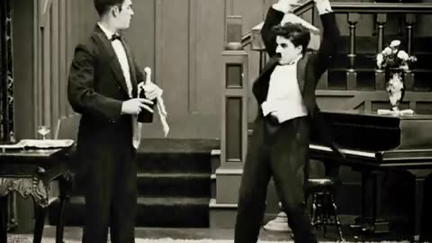 #charlie chaplin#funny viduie#Laugh