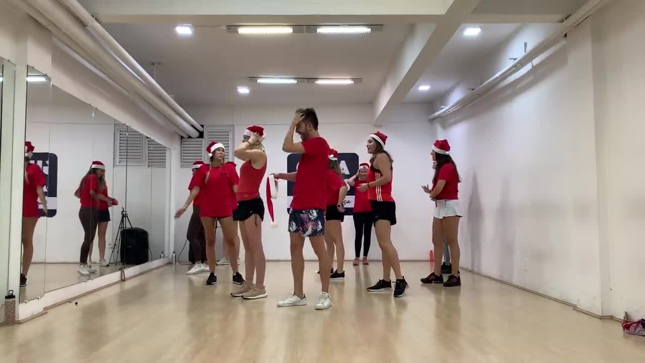 Jingle Bell Rock - Bobby Helms [COREOGRAFIA MENINAS MALVADAS] GUGA BASTOS