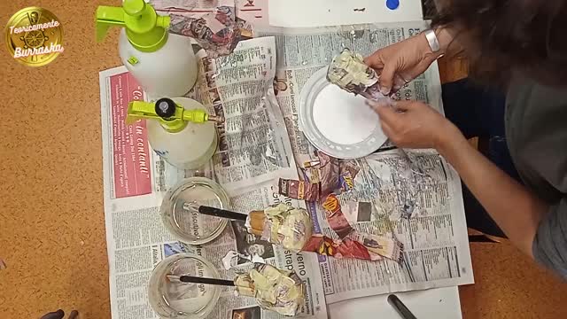 Create paper mache puppets "lesson 1 head"