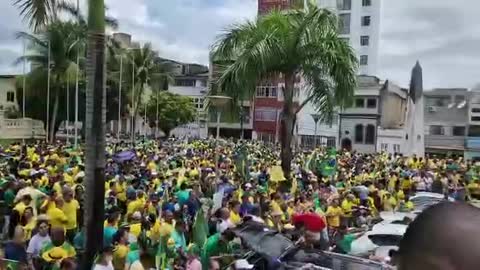 The people of Salvador Stand with Bolsonaro and the people of Brazil 🇧🇷.