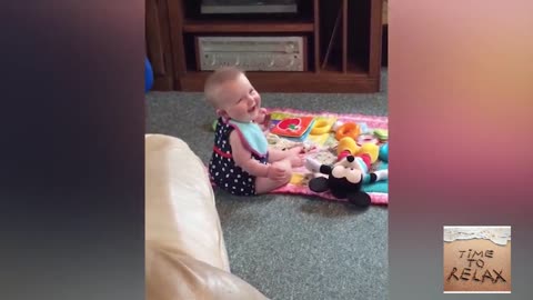 Funny moments of baby and daddy