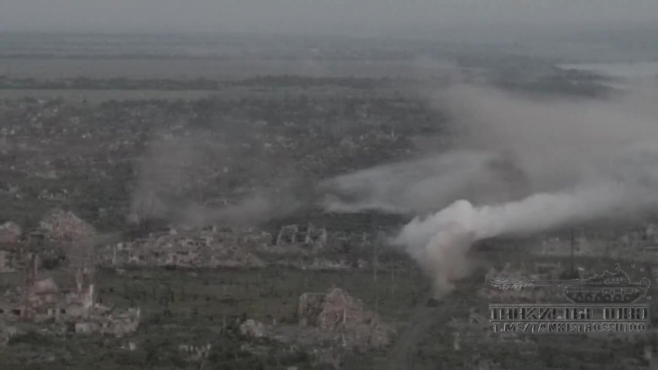 Tank pair at work. Long-suffering Maryinka.