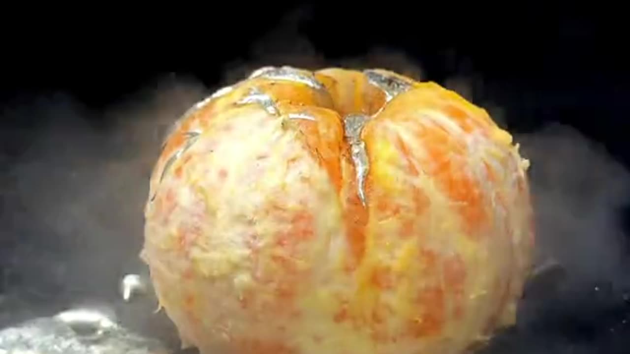 1220 Degrees Fahrenheit Molten Aluminium vs Orange 🍊 🤯🧬