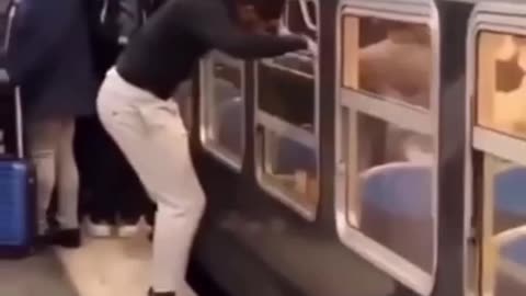 mans quick thinking saves him waiting in the line for train.