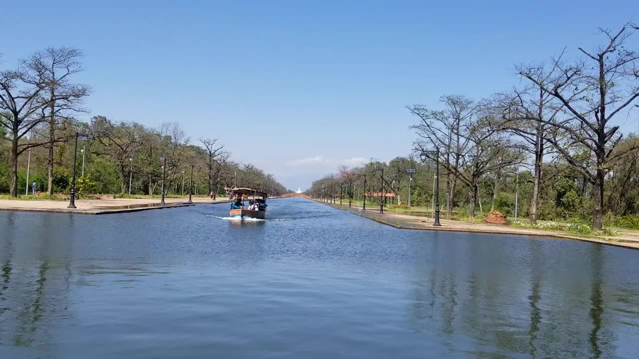 Lumbini boat