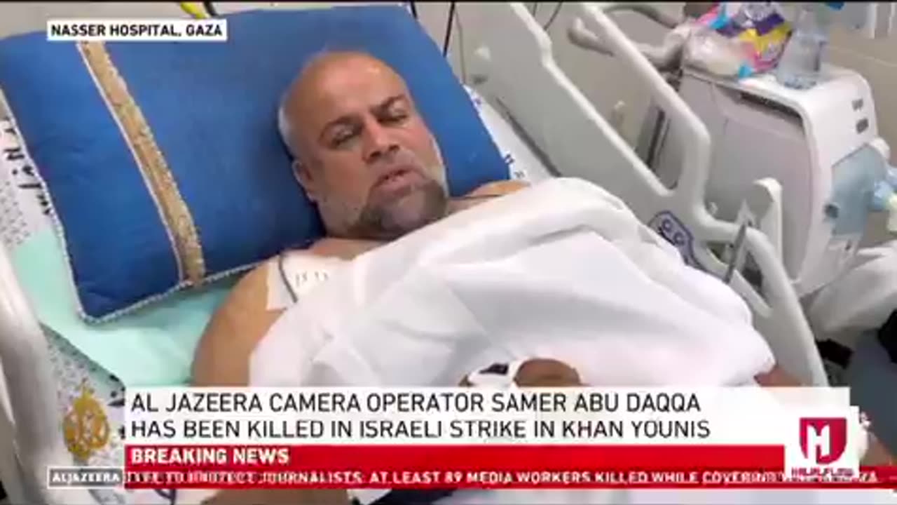 Al Jazeera cameraman injured during Israeli strike