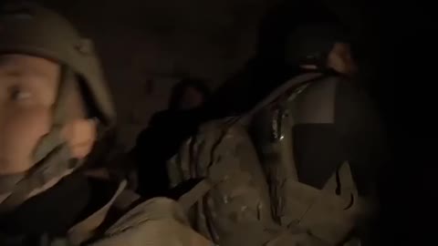 Nacisté z Azova na frontě u Záporoží sičtou slova Stepana Bandery