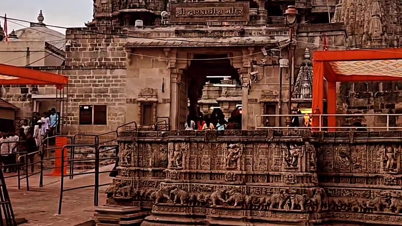 Dwarkadhish Mandir