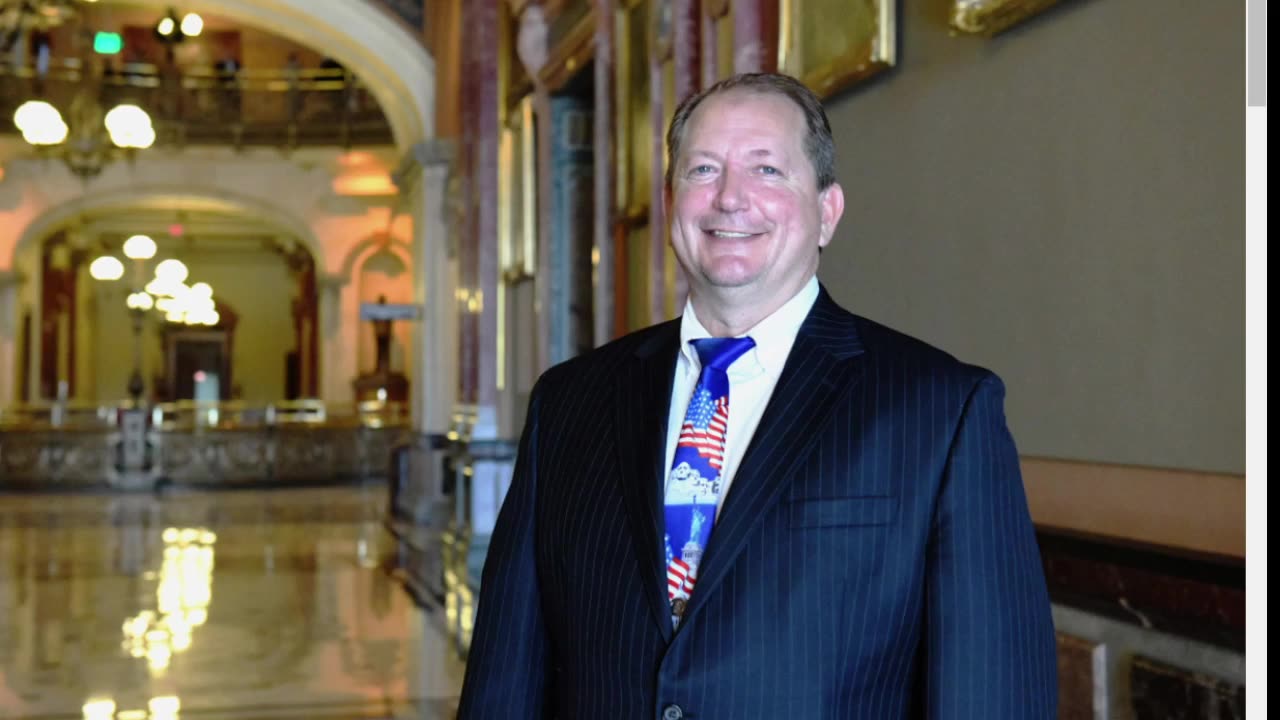 Illinois statehouse looking at to-go containers, sparklers, child welfare agency hiring and more