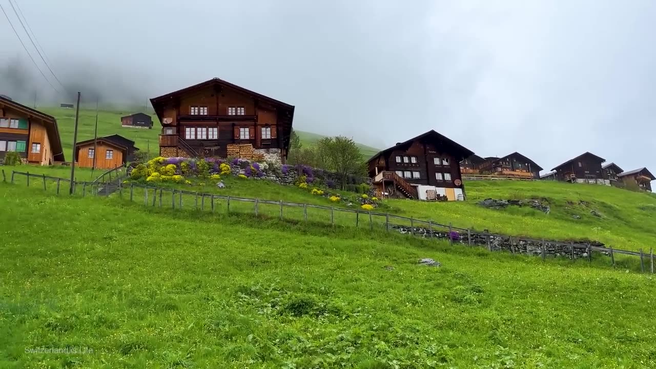 Switzerland,The Most Amazing Lake on The Earth