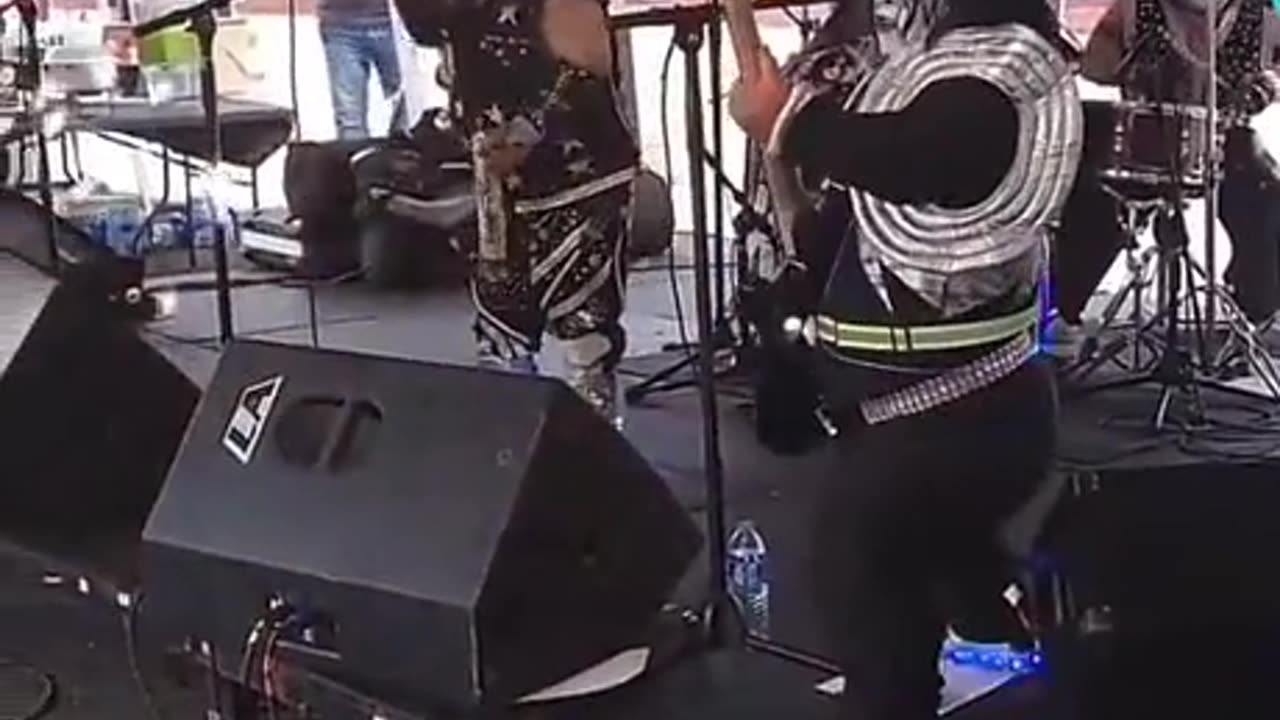 When you're in the mood for a little kiss
