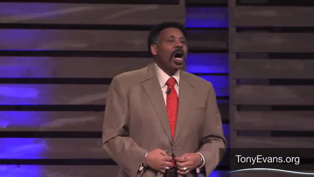 Trusting God in a Storm | Tony Evans Sermons