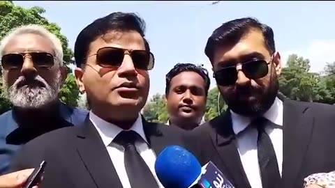 RS..Media_talk_by_⁦‪Naeem_Panjuthaa‬⁩_outside_Islamabad_High_Court_‫