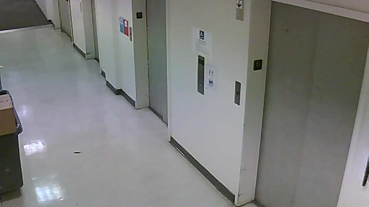3904PSQB06FreightLobbyRear_2021-01-05_15h40min01s487ms.mp4