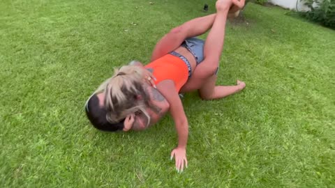 UFC I SOPHIA VS POLONESA