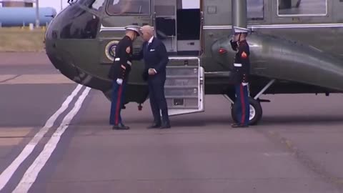 SHAMEFUL: Biden Ignores Marine Saluting Him