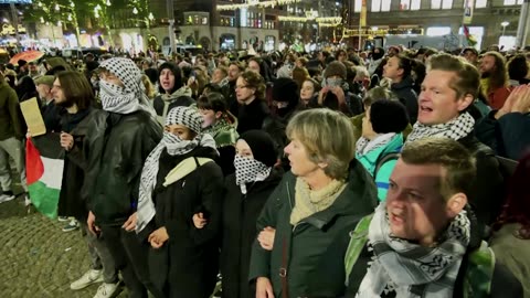 Amsterdam protesters defy ban to show support for Palestinians