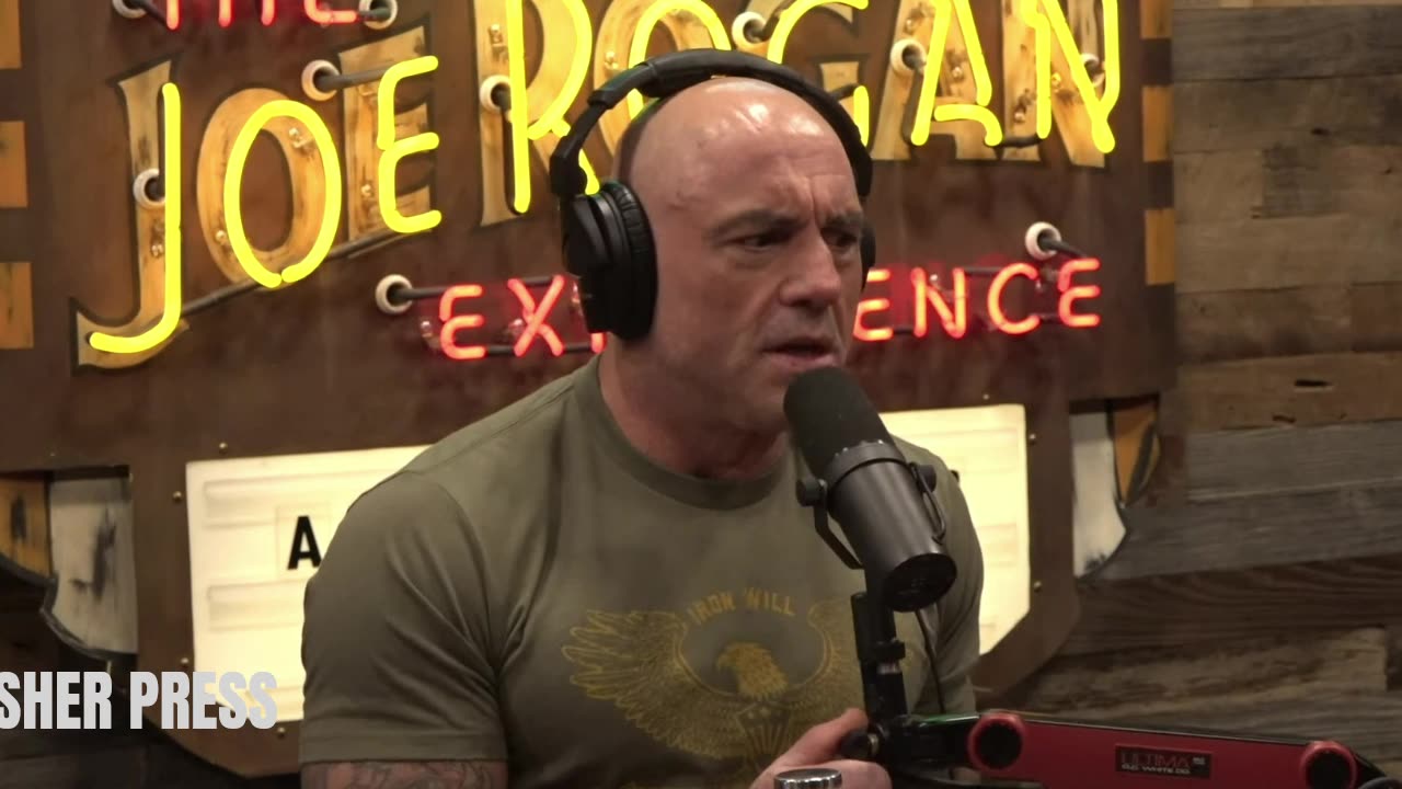 Joe Rogan on the mild new Covid variant & masks - with Tulsi Gabbard & B.J. Penn