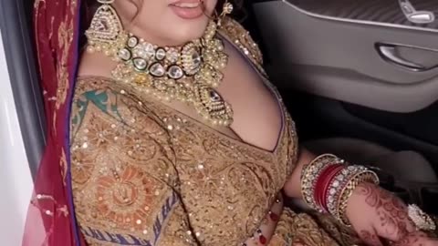 Bridal makeup__Parul garg bride makeup--makeup artist parul grag- Dulhan makeup-Makeup