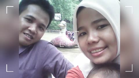 happy anniversery moment