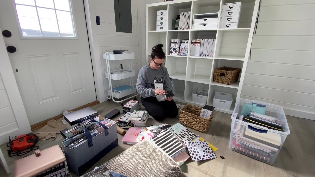 Extreme craft room declutter, bye bye planner supplies!