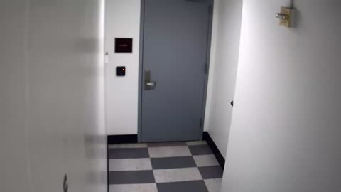 6149RHOBG3G301CStairwayLobbyEntry_2021-01-05_18h00min01s747ms.mp4