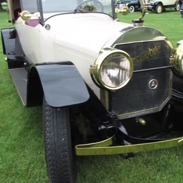1920 Locomobile