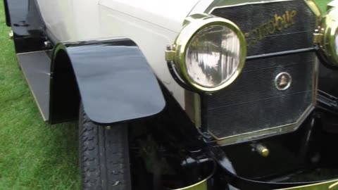 1920 Locomobile