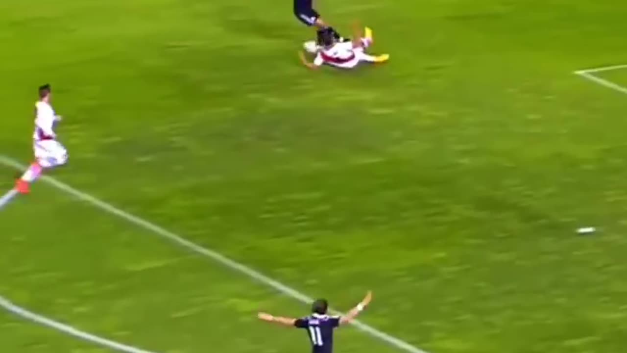 Ronaldo vs Referees 😈