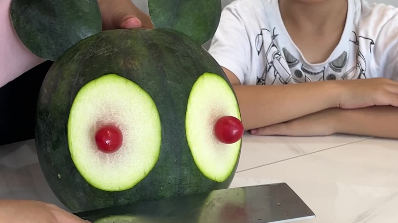 Amazing fruit art DIY fruit hack