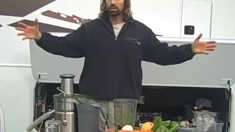 MOTIVATION to LIVE YOUR LIFE! plus a HEALTHY JUICING RECIPE - Oct 28th 2009
