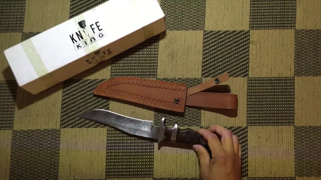 Knife King Bowie Knife Review...Damascus Steel Emperor