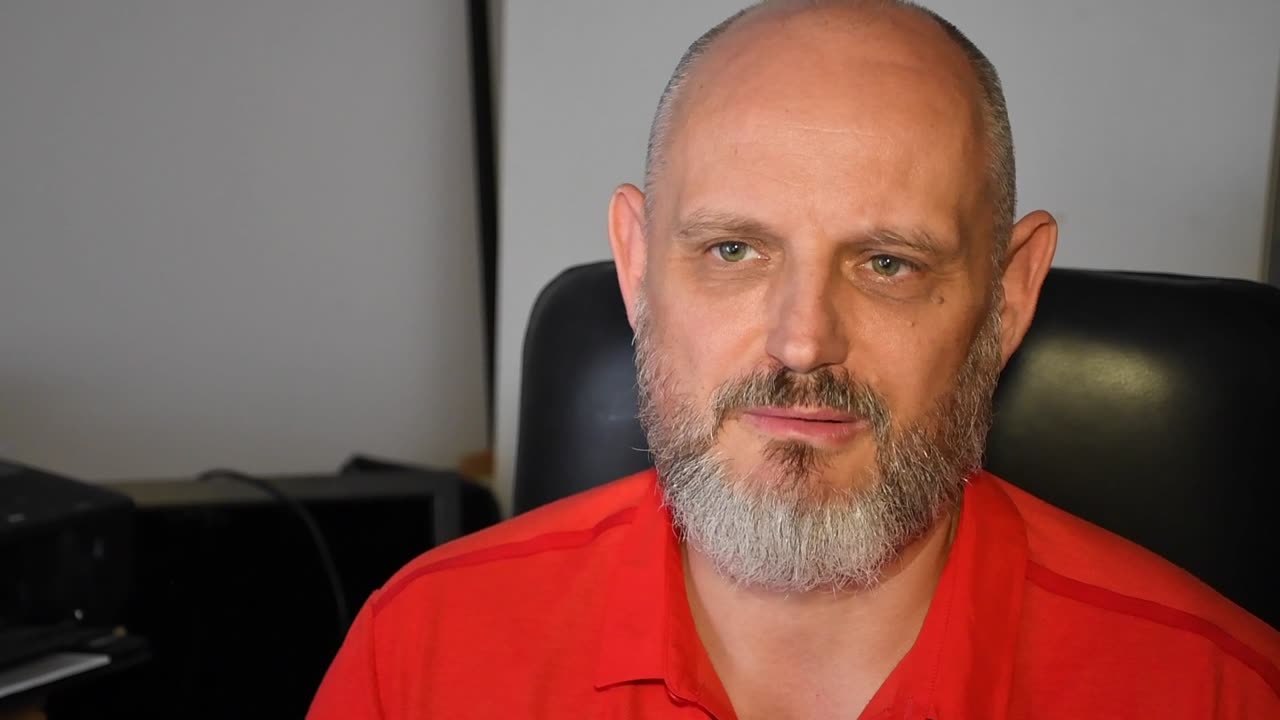 Nocny Maciek - wstep