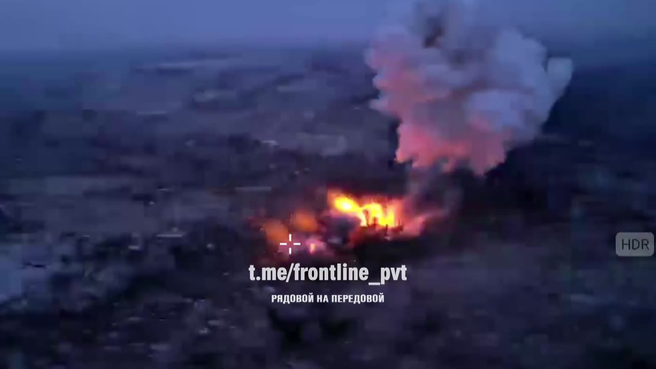 Russian TOS-1 attack on Ukrainian position in Siversk direction. Huge explosions.