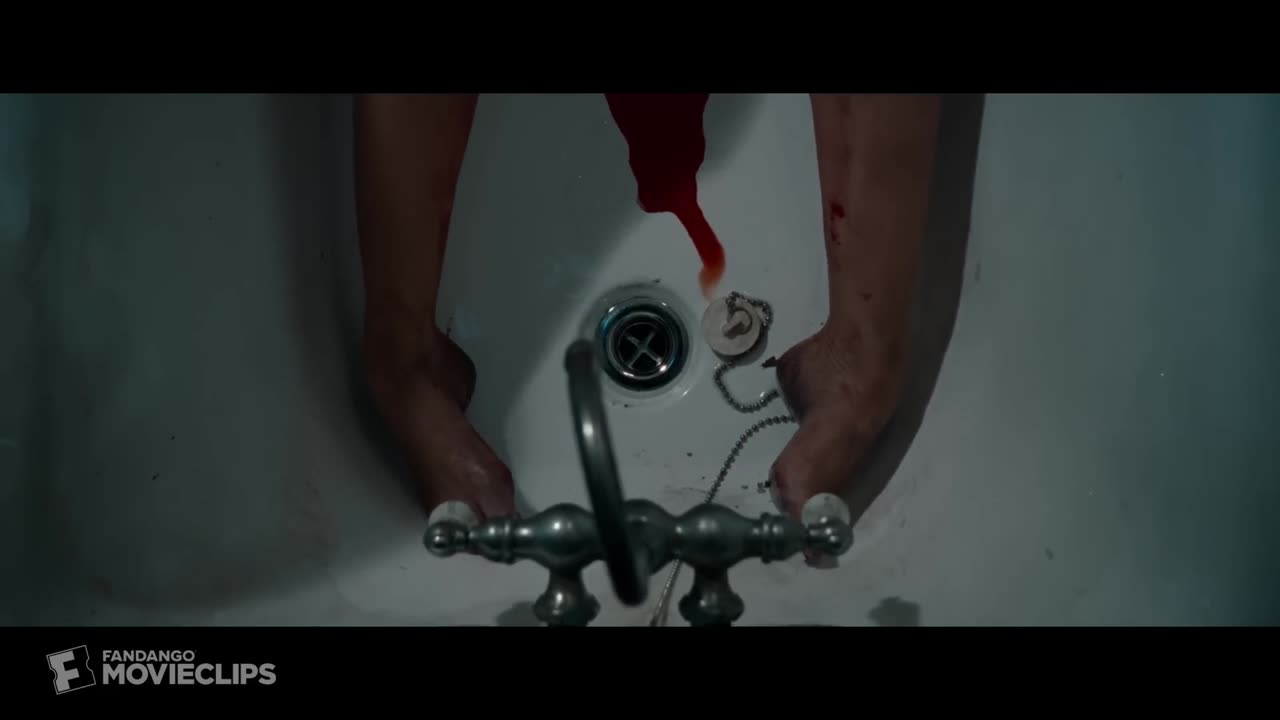 A Quiet place - The bathtub scene (4/10) Movieclips