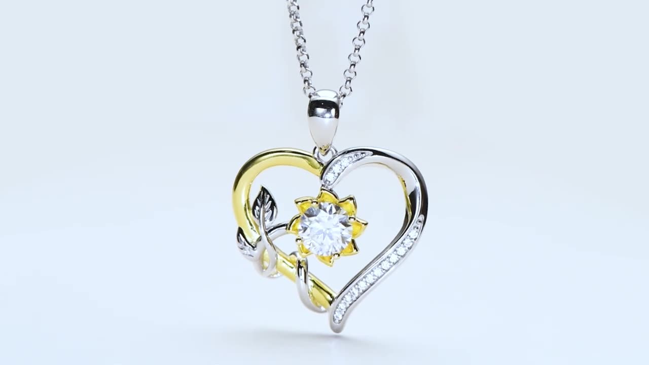 Heart Pendant Round Cut Sunflower Diamond Necklace