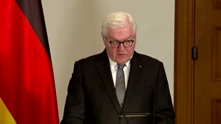 'Stop the craziness of this war' -German president