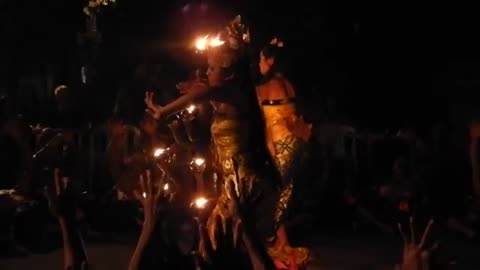 KECAK DANCE IN UBUD, BALI