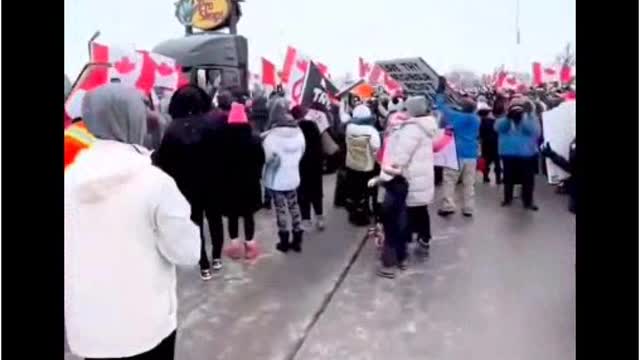 CBC Lies about the Trucker Convoy Crowd Size