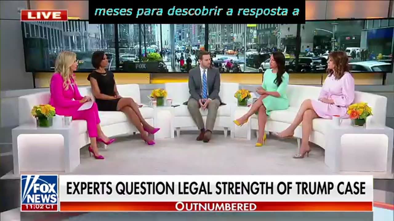 Kayleigh McEnany: até a mídia liberal está defendendo Trump