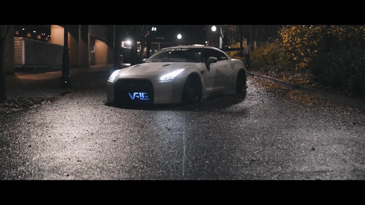 Night_Lovell_-_Dark_Light___Liberty_Walk_GTR_Showtime(1080p)