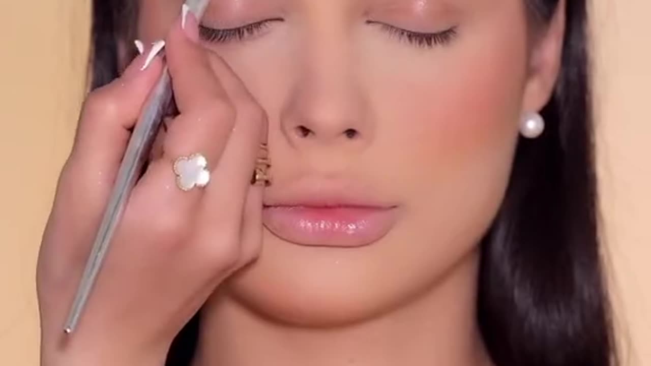 Makeup beauty tips